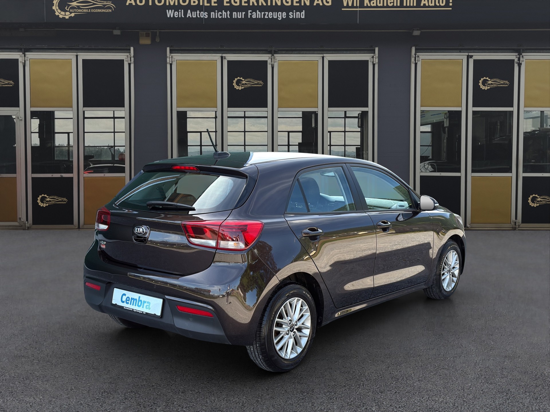 KIA Rio 1.4 CVVT Swiss City Line Automatic-image-4
