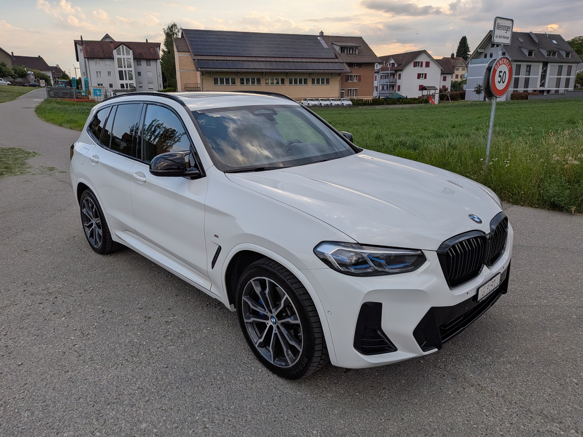 BMW X3 xDrive 48V M40d-showroom-element-1