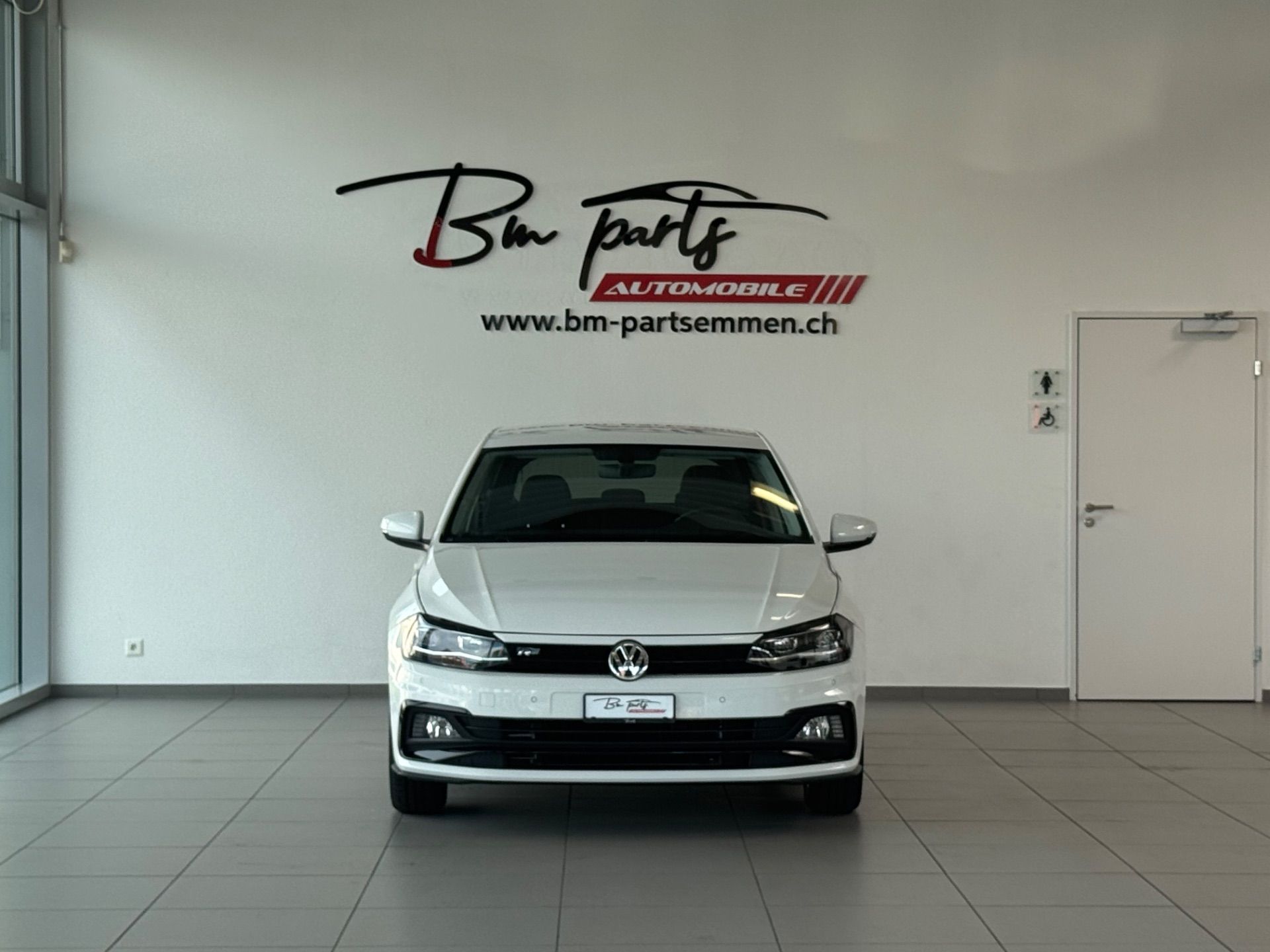 VW Polo 1.0 TSI BMT R-Line Highline DSG-image-7