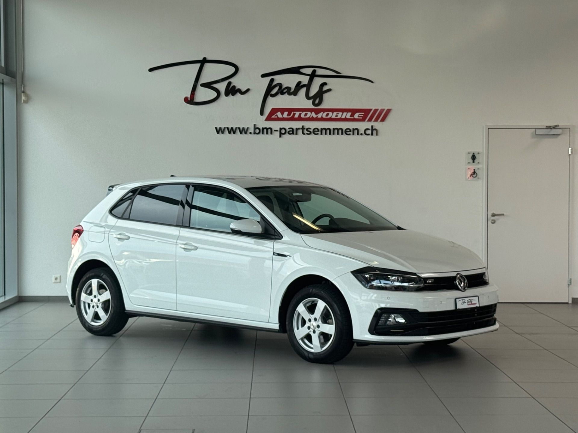 VW Polo 1.0 TSI BMT R-Line Highline DSG-image-0