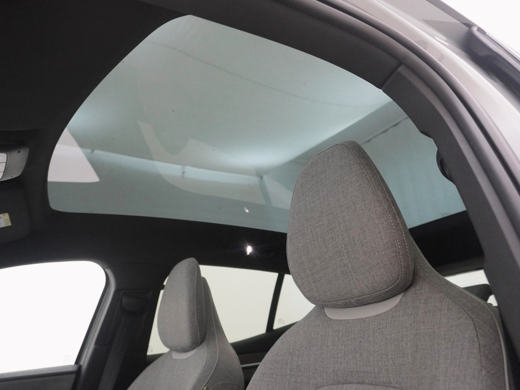 VOLVO EX 30 E60 Twin Ultra Performance AWD-image-23