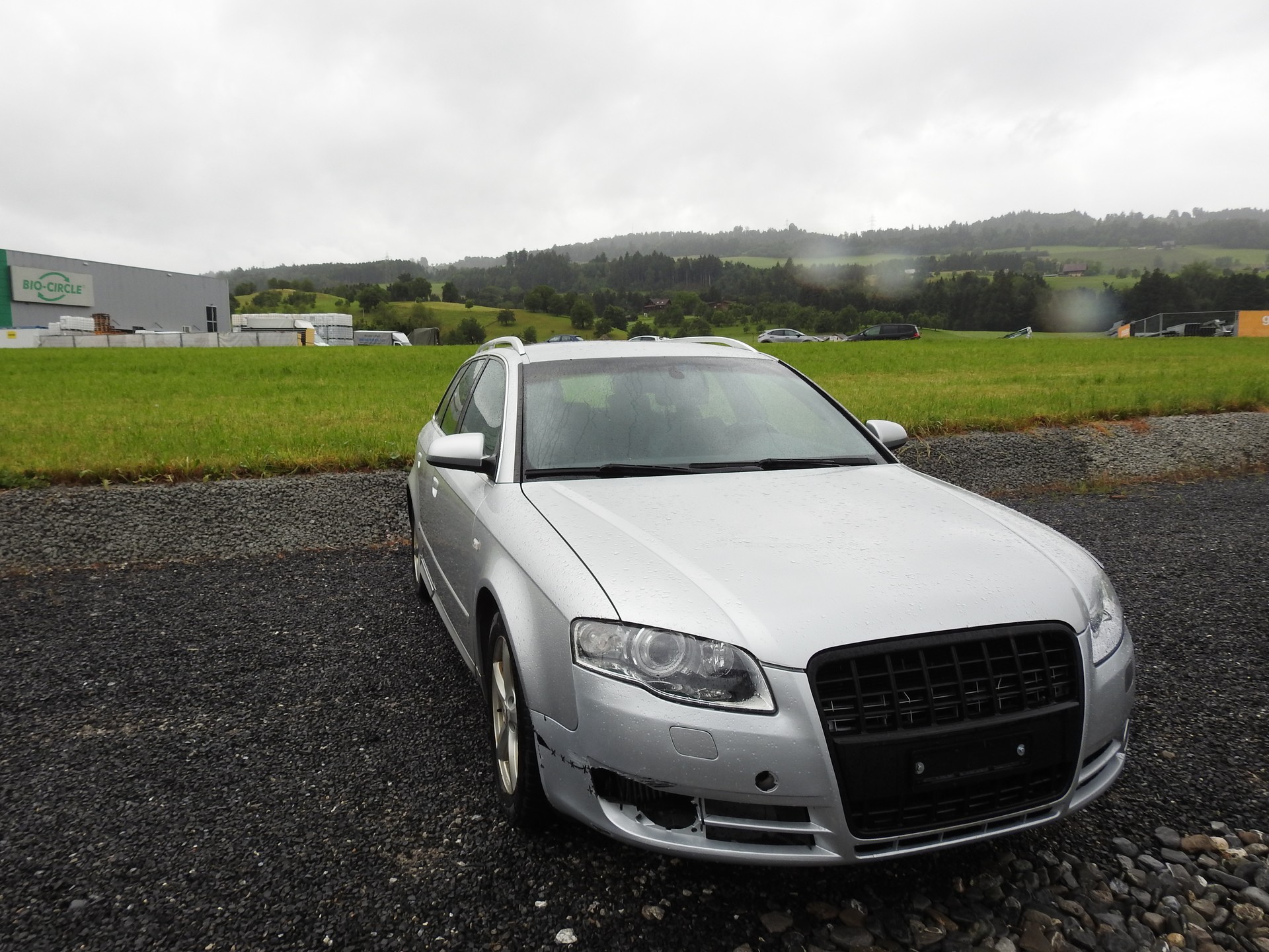 AUDI A4 Avant 2.0 TDI quattro-image-7