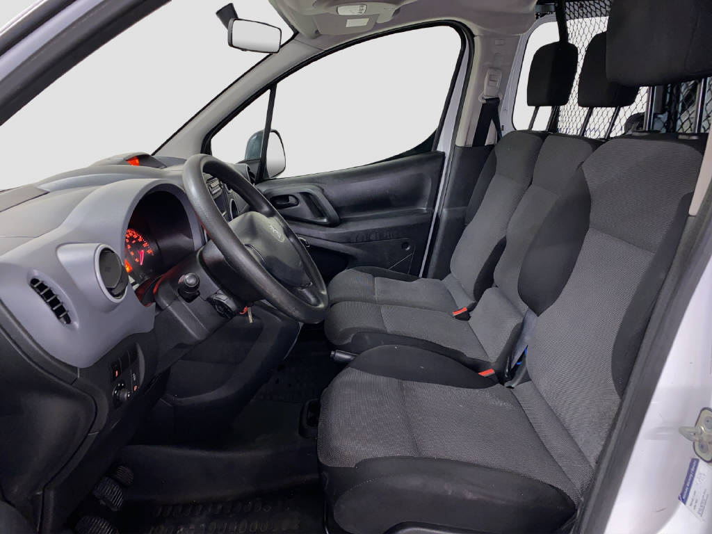 PEUGEOT Partner Kaw. L1 1.6 BlueHDI 100 PS Active-image-12