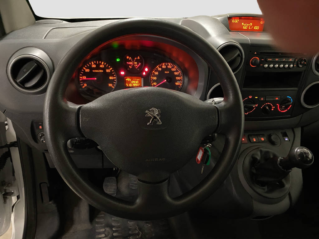 PEUGEOT Partner Kaw. L1 1.6 BlueHDI 100 PS Active-image-7