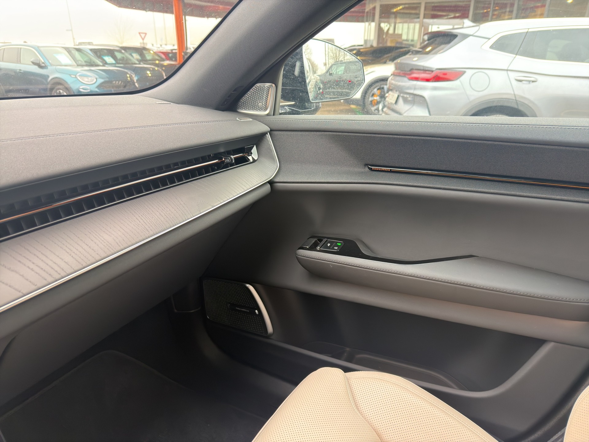 POLESTAR 3 Long Range Dual Motor-image-25