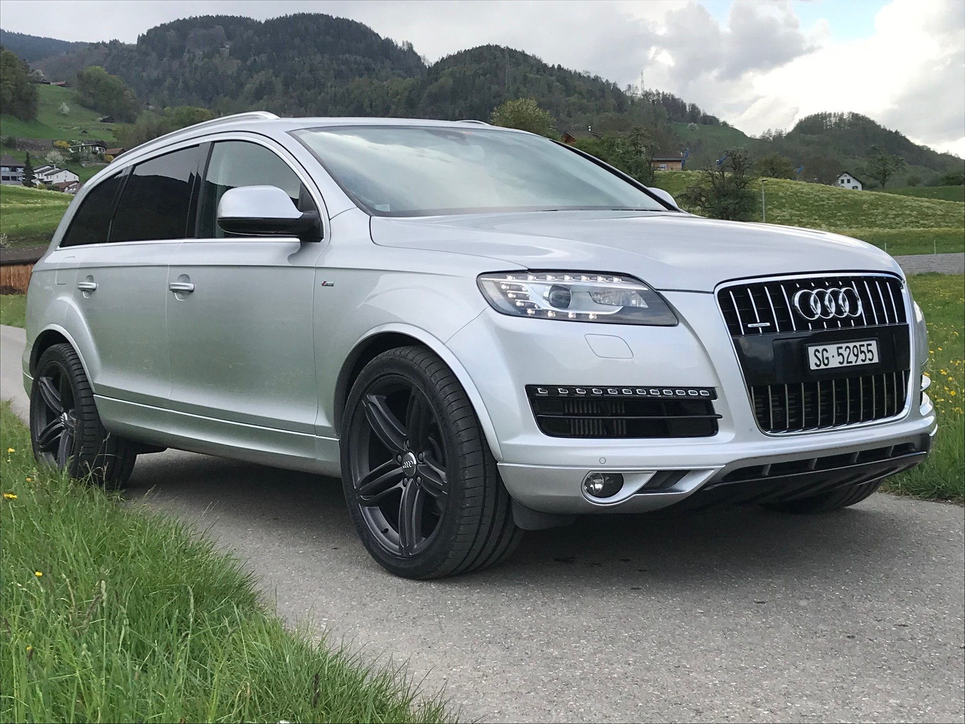AUDI 4.2 V8 TDI quattro T-Tronic-image-0