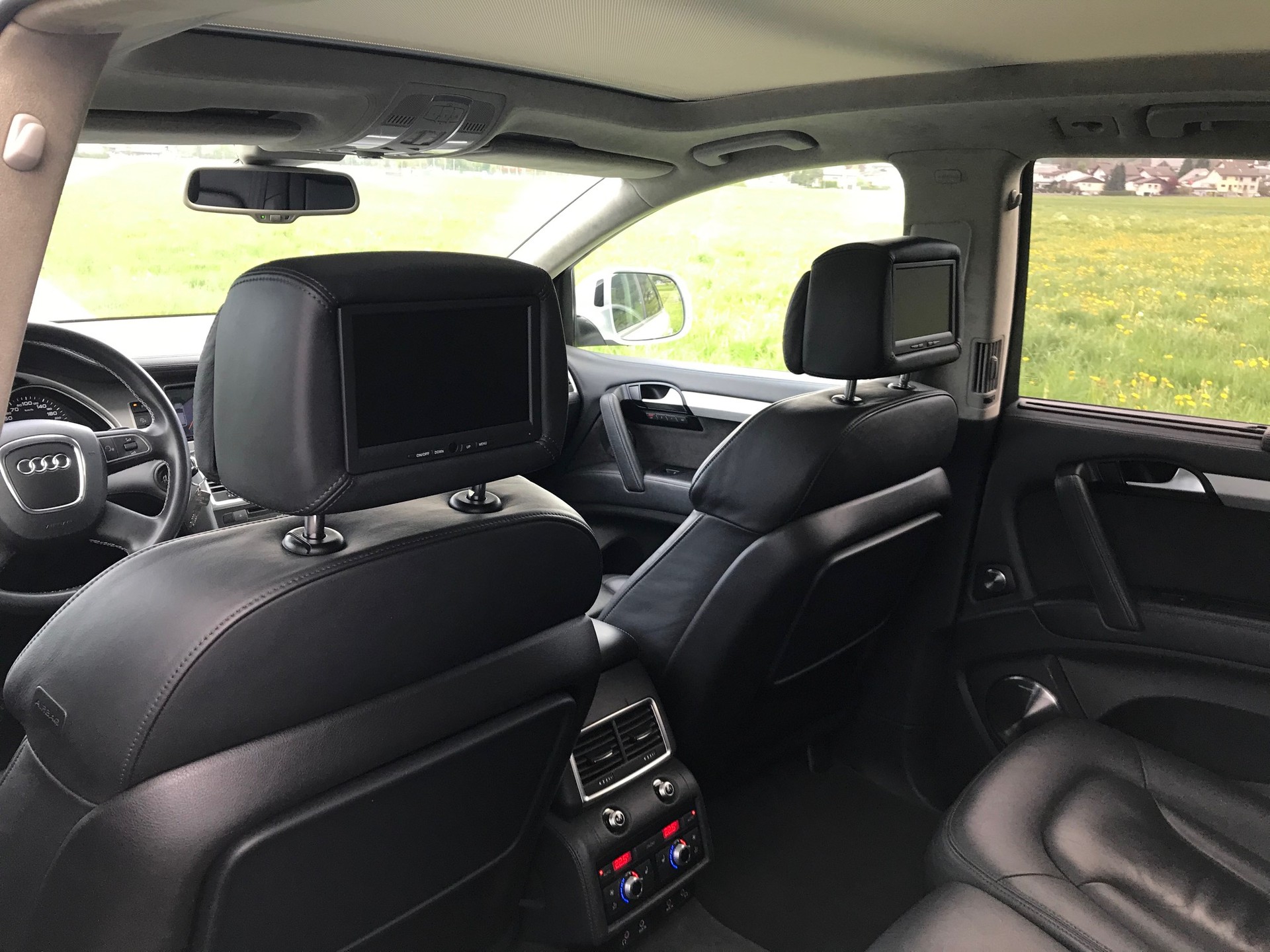 AUDI 4.2 V8 TDI quattro T-Tronic-image-5