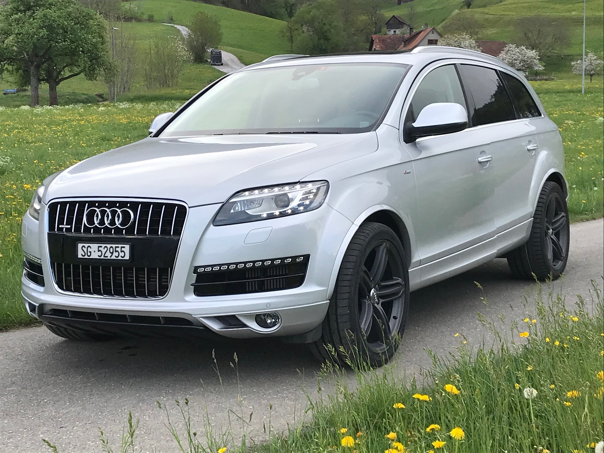AUDI 4.2 V8 TDI quattro T-Tronic-image-1