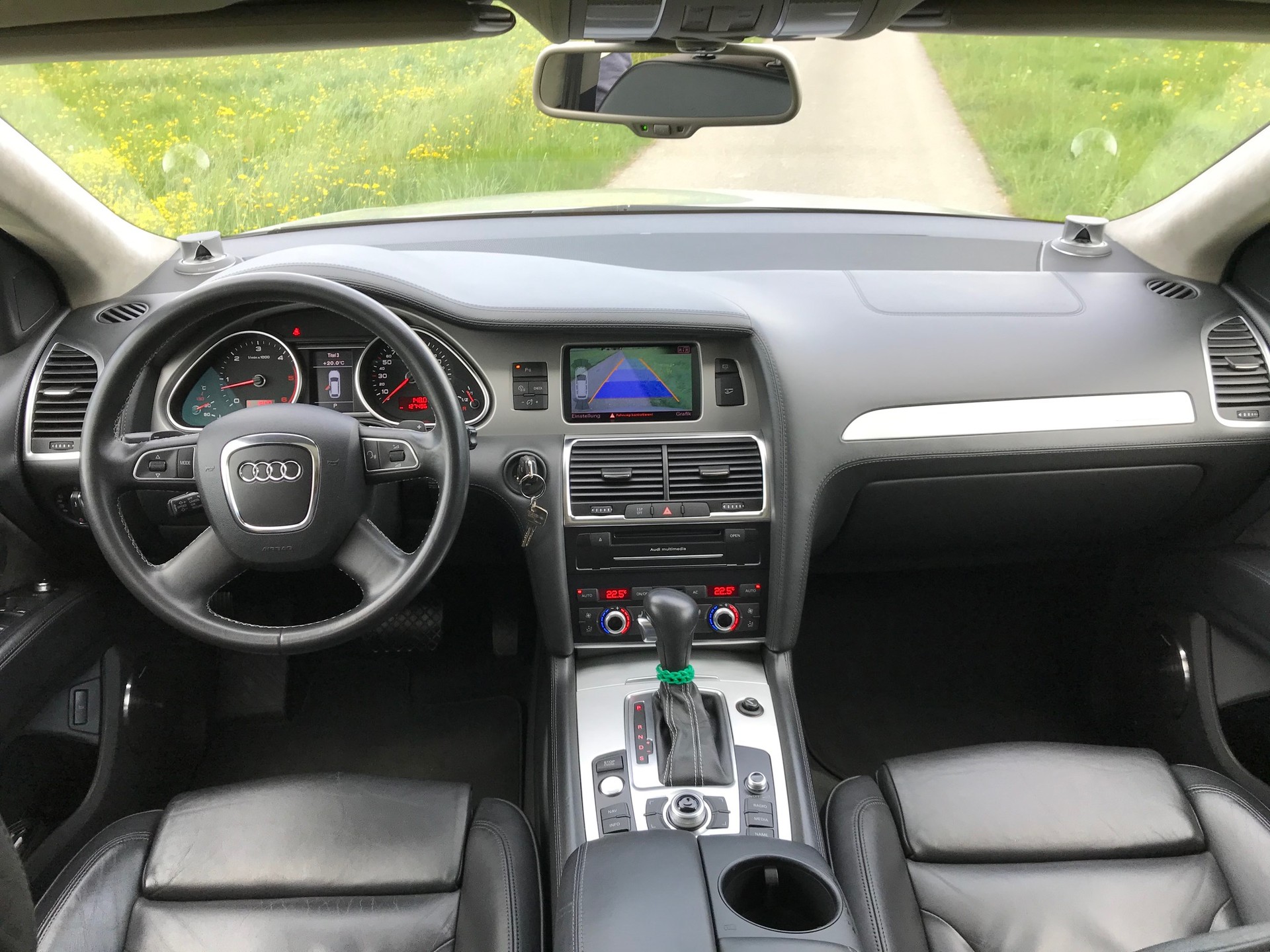 AUDI 4.2 V8 TDI quattro T-Tronic-image-3