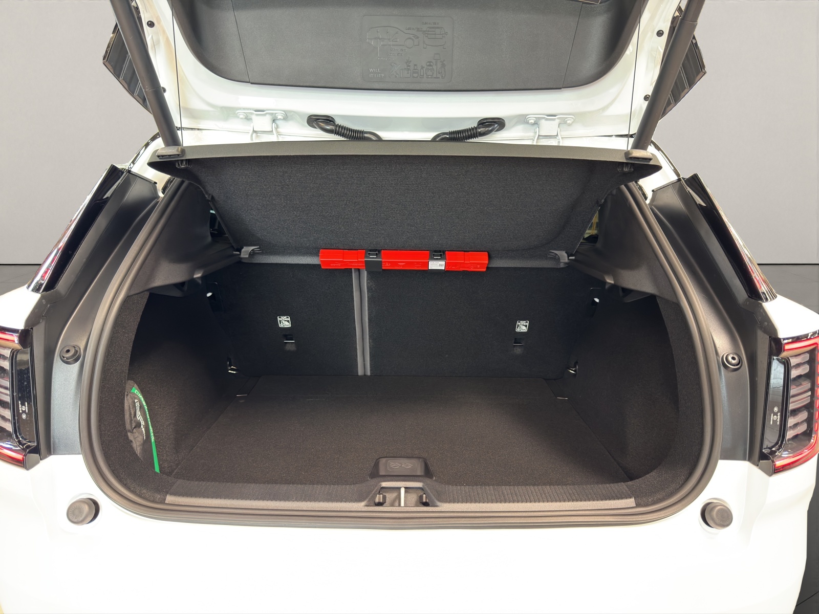 VOLVO EX30 E60 Twin Plus Performance AWD-image-13