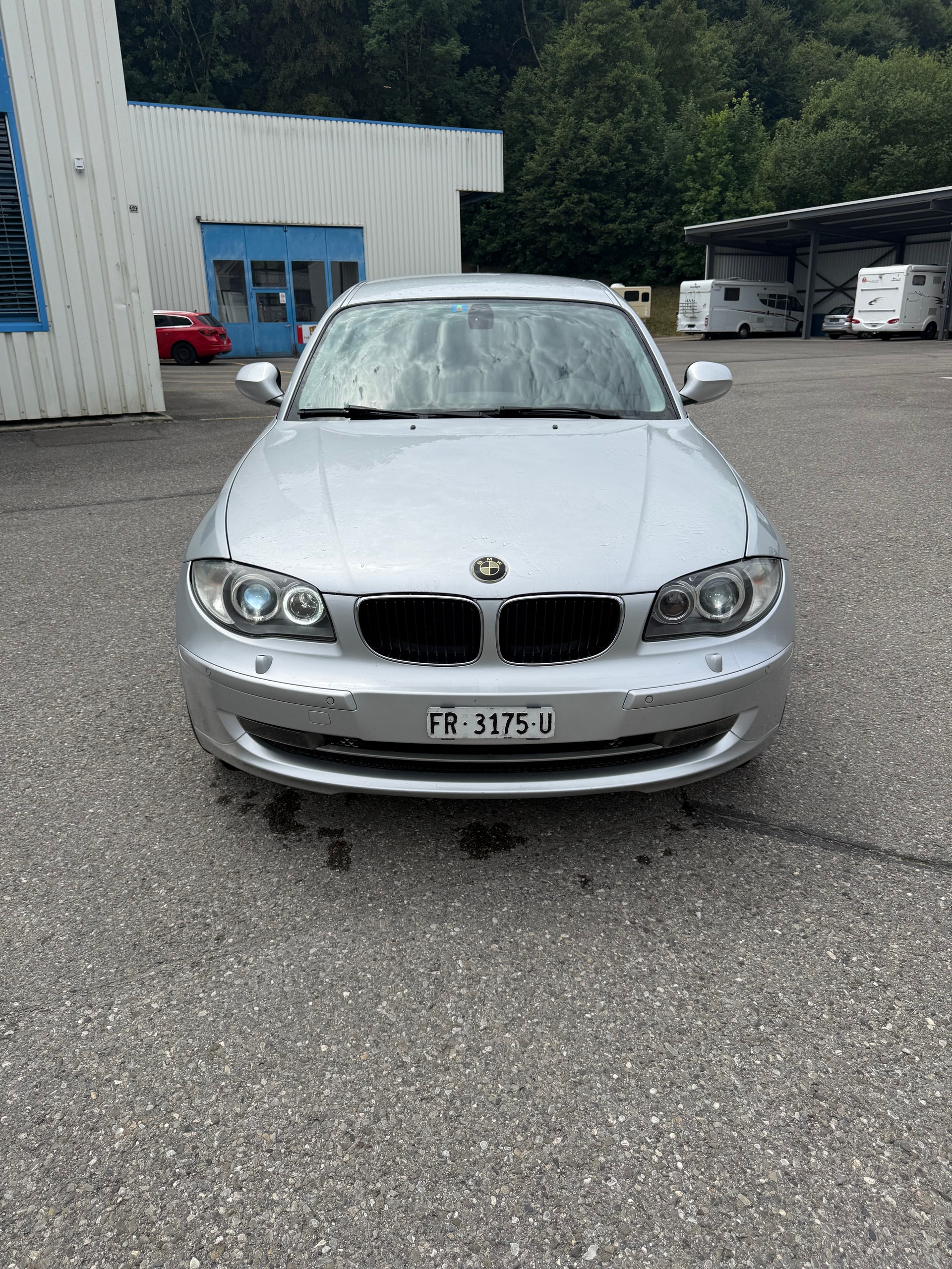 BMW 120i Dynamic Edition-image-1
