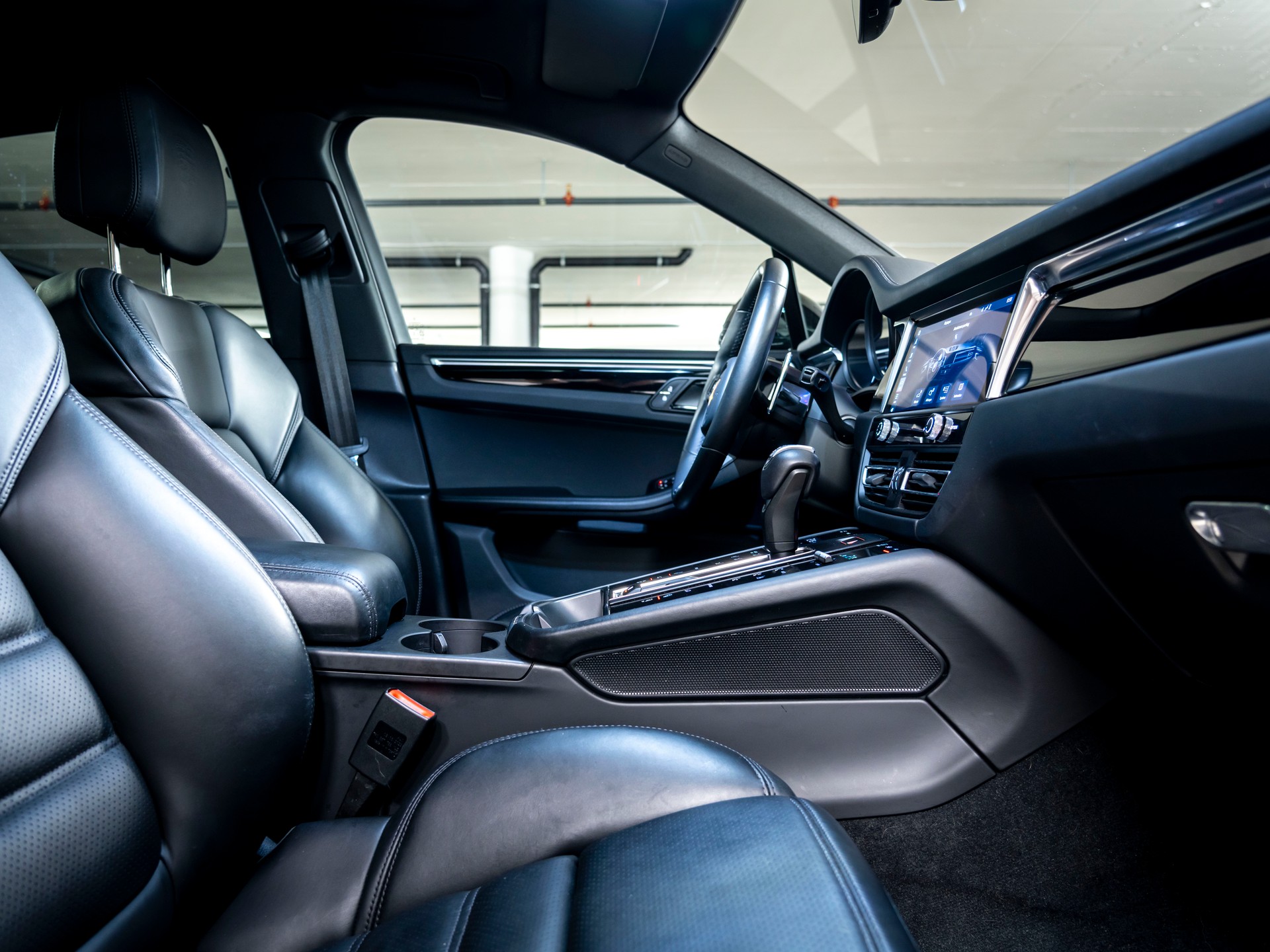 PORSCHE Macan S PDK-image-23