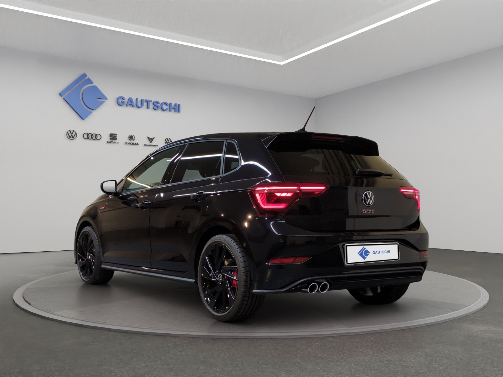 VW Polo 2.0 TSI GTI DSG-image-2