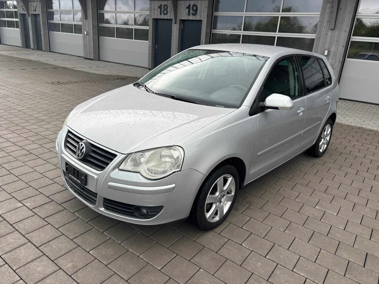 VW Polo 1.4 16V Young&Fresh Automatic-image-1