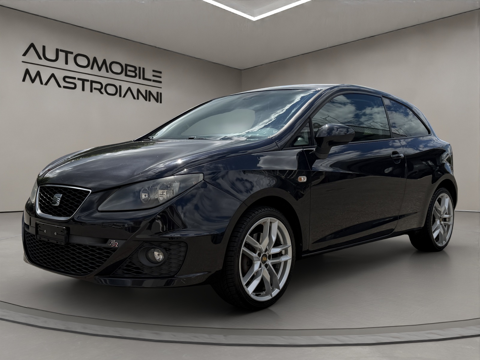 SEAT Ibiza SC 1.4 TSI FR DSG-image-2