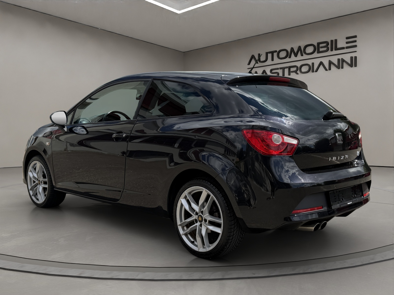 SEAT Ibiza SC 1.4 TSI FR DSG-image-4