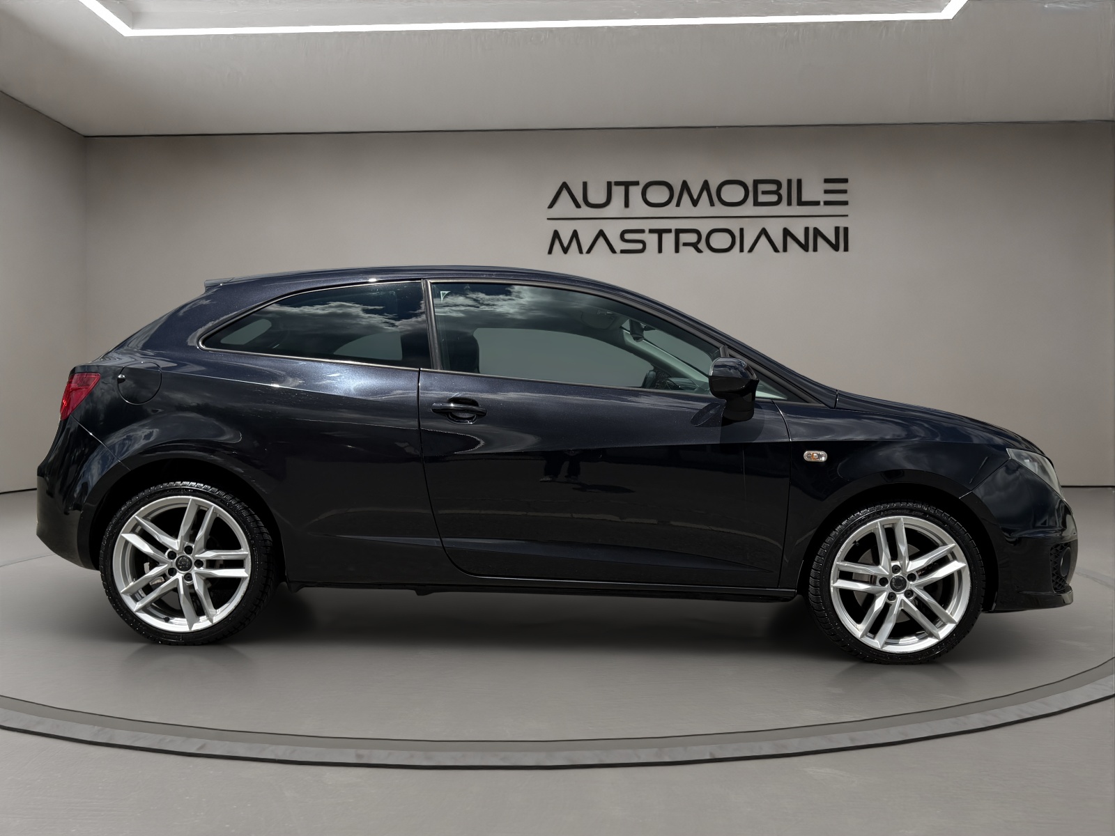 SEAT Ibiza SC 1.4 TSI FR DSG-image-7