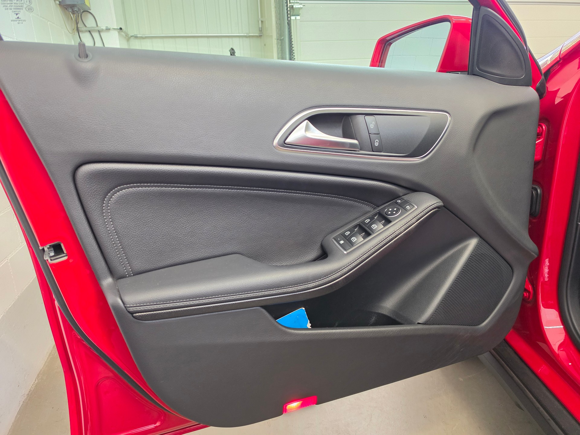 MERCEDES-BENZ GLA 200 CDI Swiss Star Edition 4Matic 7G-DCT-image-13