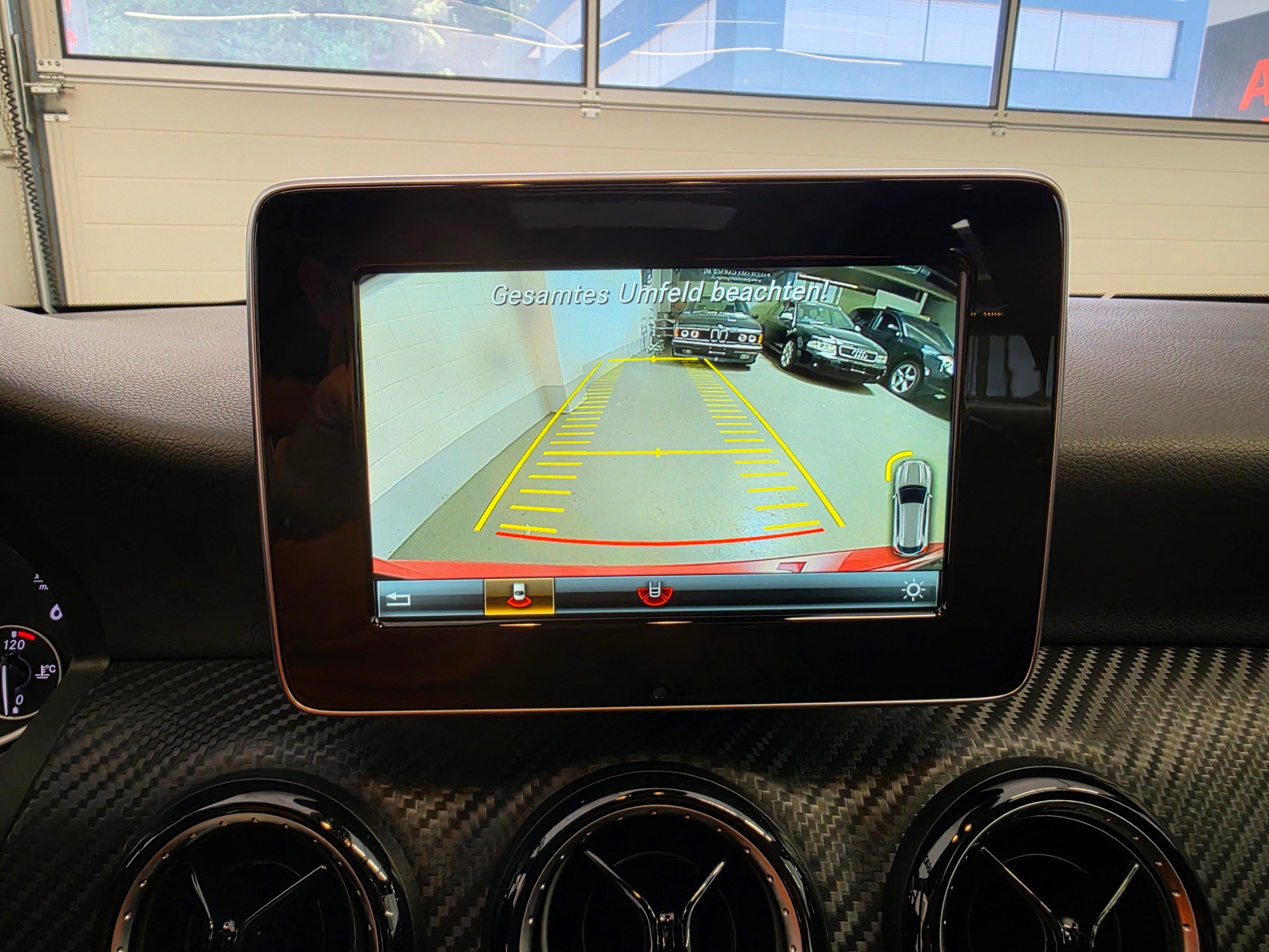 MERCEDES-BENZ GLA 200 CDI Swiss Star Edition 4Matic 7G-DCT-image-7