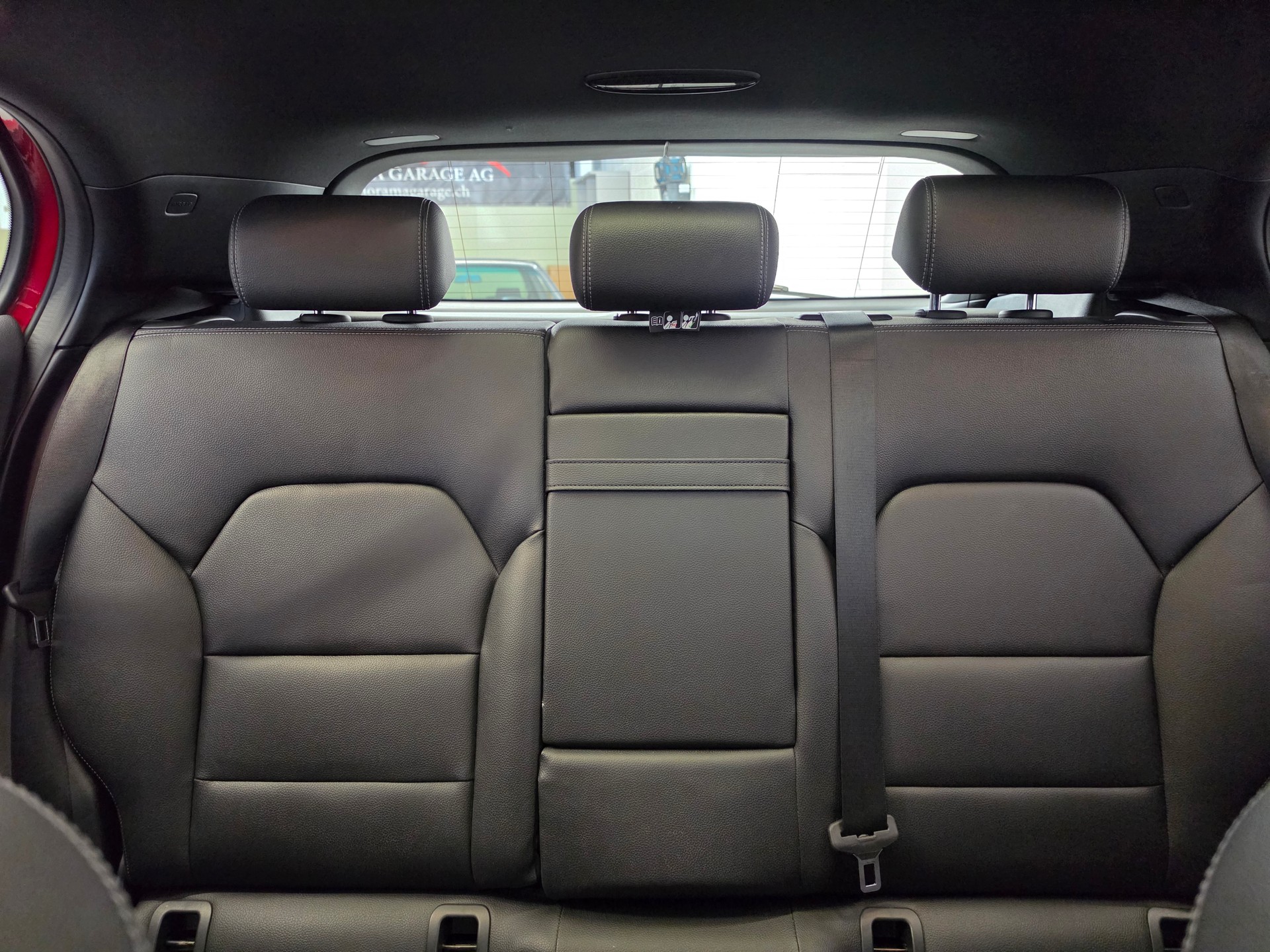 MERCEDES-BENZ GLA 200 CDI Swiss Star Edition 4Matic 7G-DCT-image-14