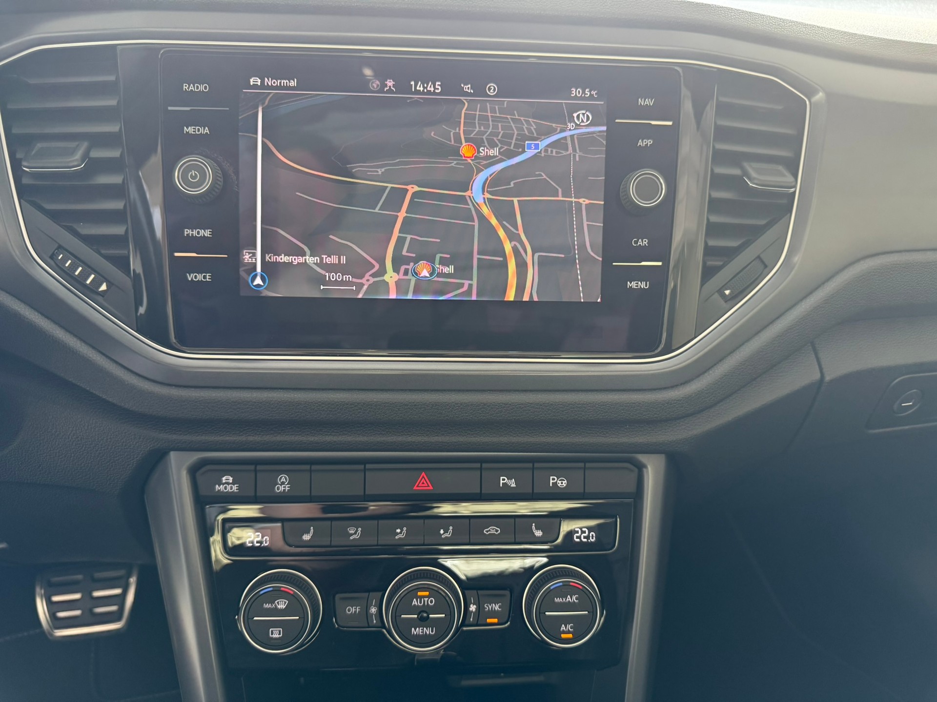 VW T-Roc Cabriolet 1.5 TSI EVO R-Line DSG-image-13
