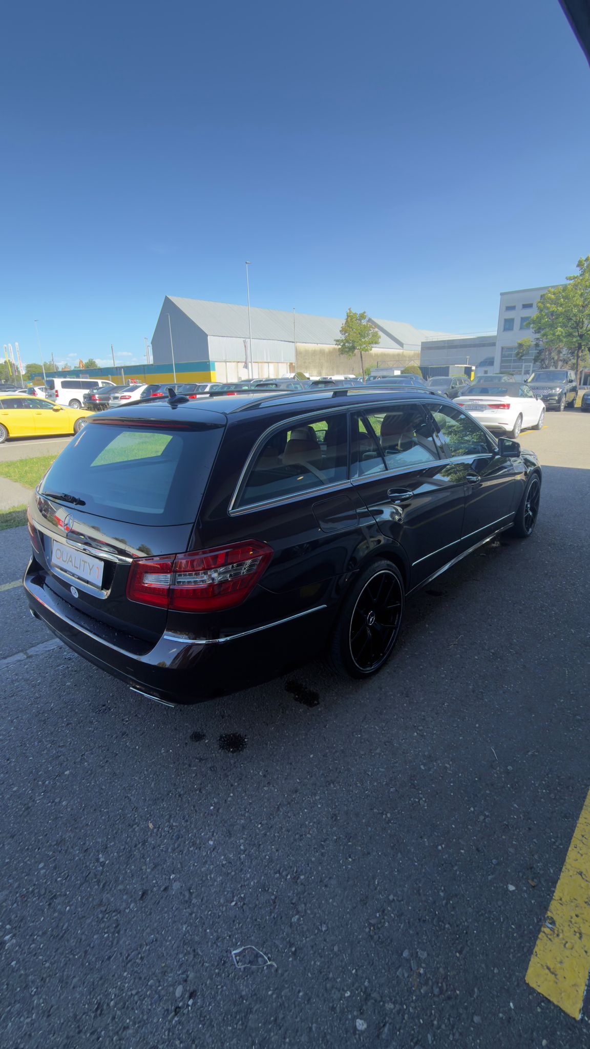 MERCEDES-BENZ E 300 CGI BlueEfficiency Avantgarde 7G-Tronic-image-4