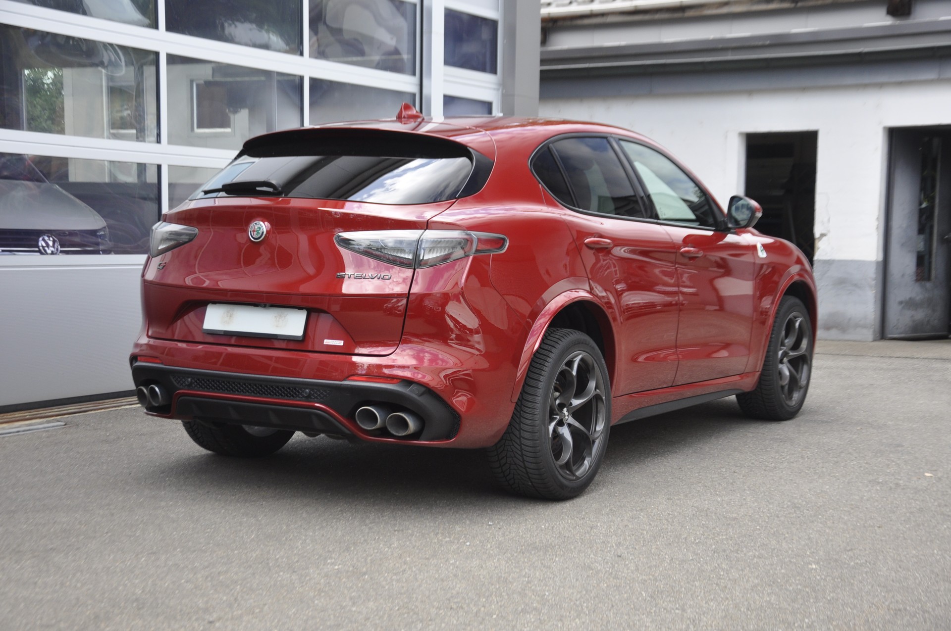 ALFA ROMEO Stelvio 2.9 V6 Quadrifoglio Q4 Automatic-image-2