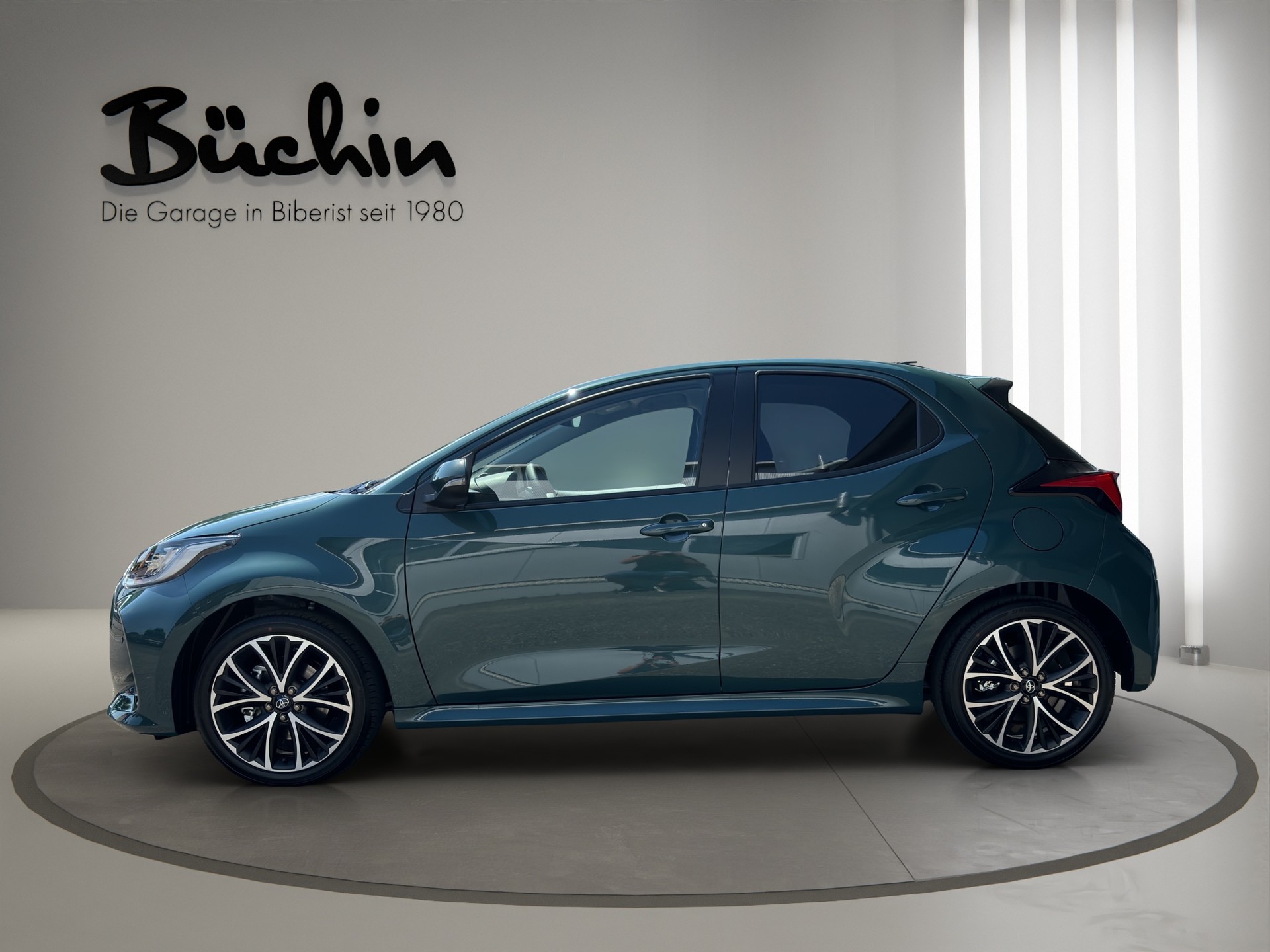 TOYOTA Yaris 1.5 Trend e-CVT-image-3