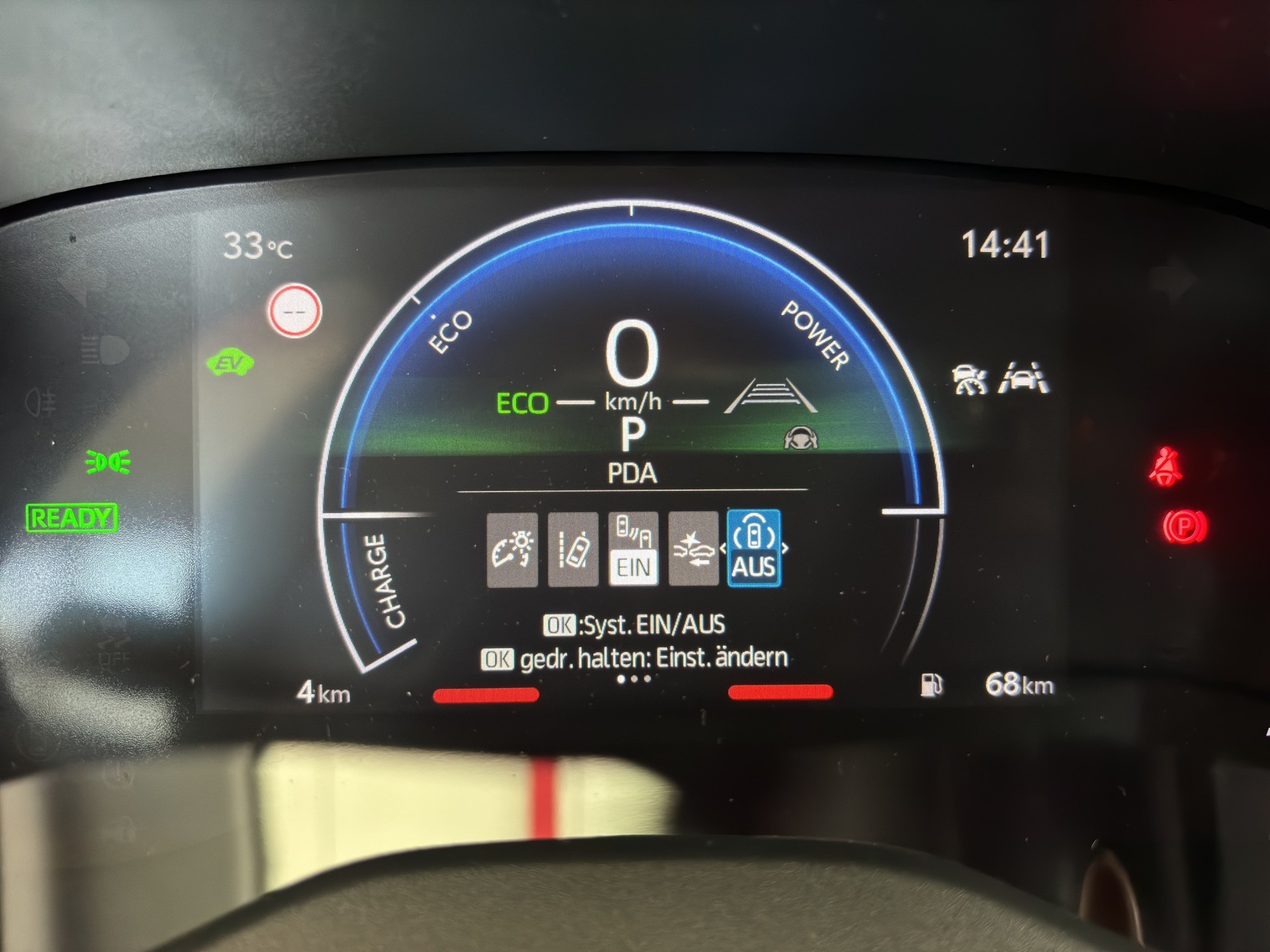 TOYOTA Yaris 1.5 Trend e-CVT-image-27