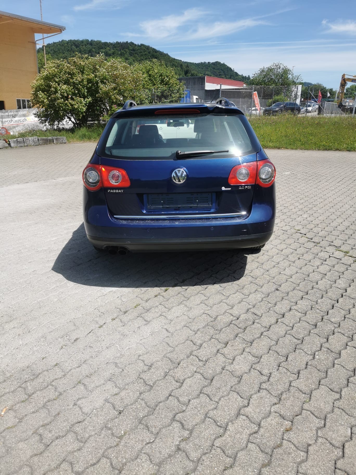 VW Passat Variant 2.0T FSI Comfortline-image-4