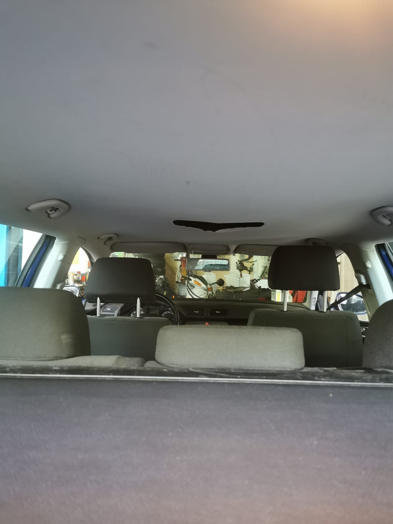 VW Passat Variant 2.0T FSI Comfortline-image-13