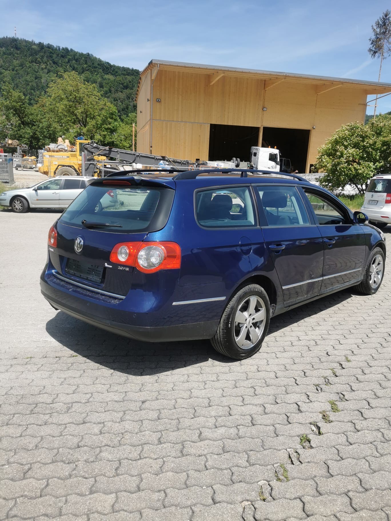 VW Passat Variant 2.0T FSI Comfortline-image-5