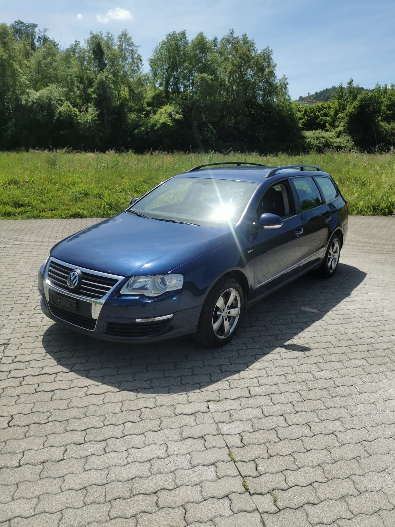 Car photo