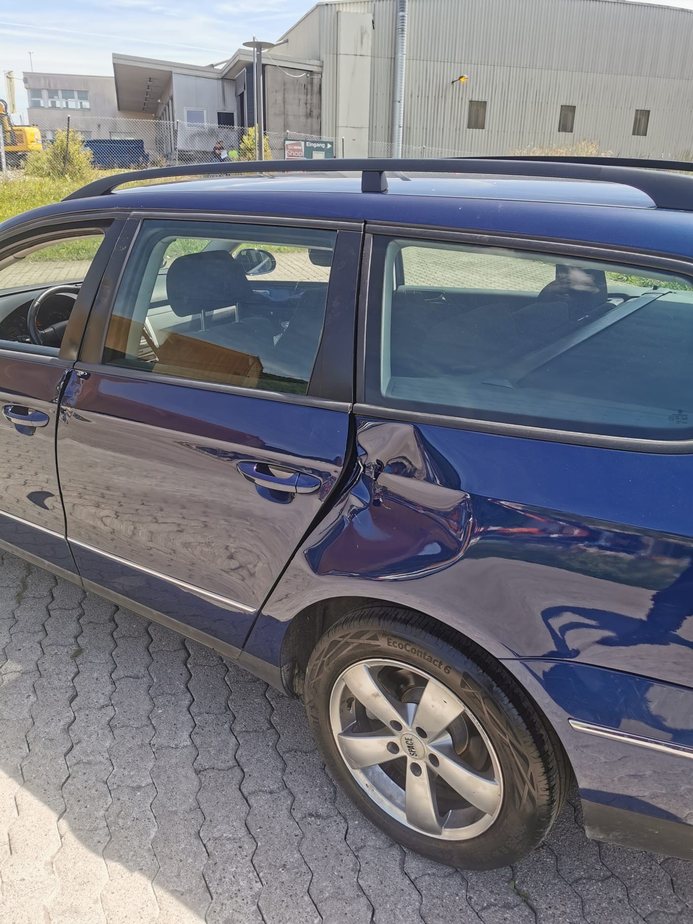 VW Passat Variant 2.0T FSI Comfortline-image-7