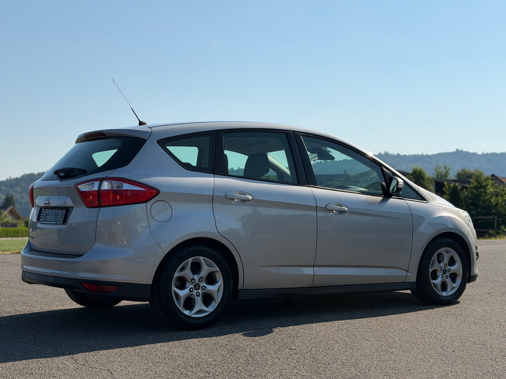 FORD C-Max 2.0 TDCi Titanium PowerShift-image-3