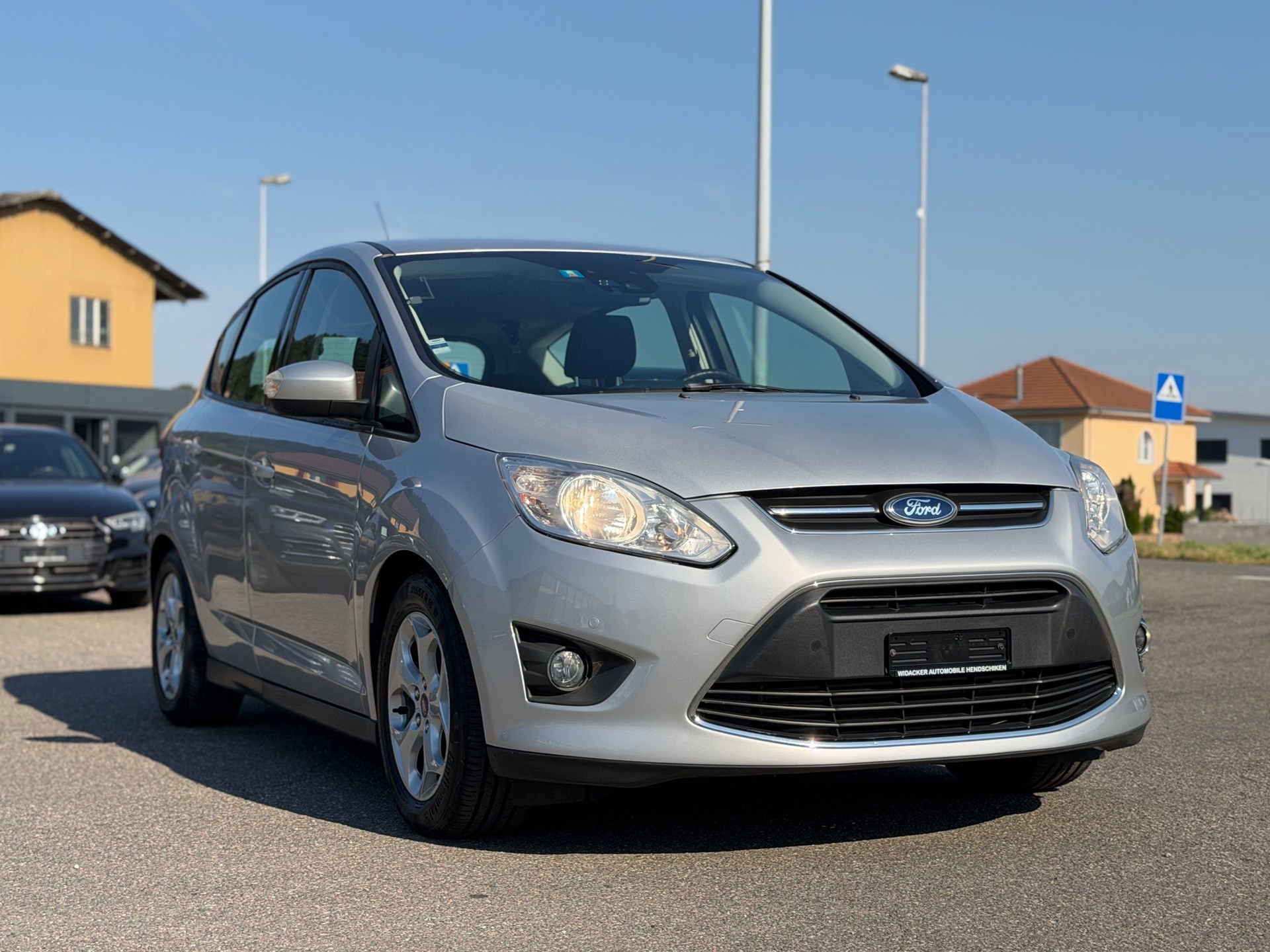 FORD C-Max 2.0 TDCi Titanium PowerShift-image-2