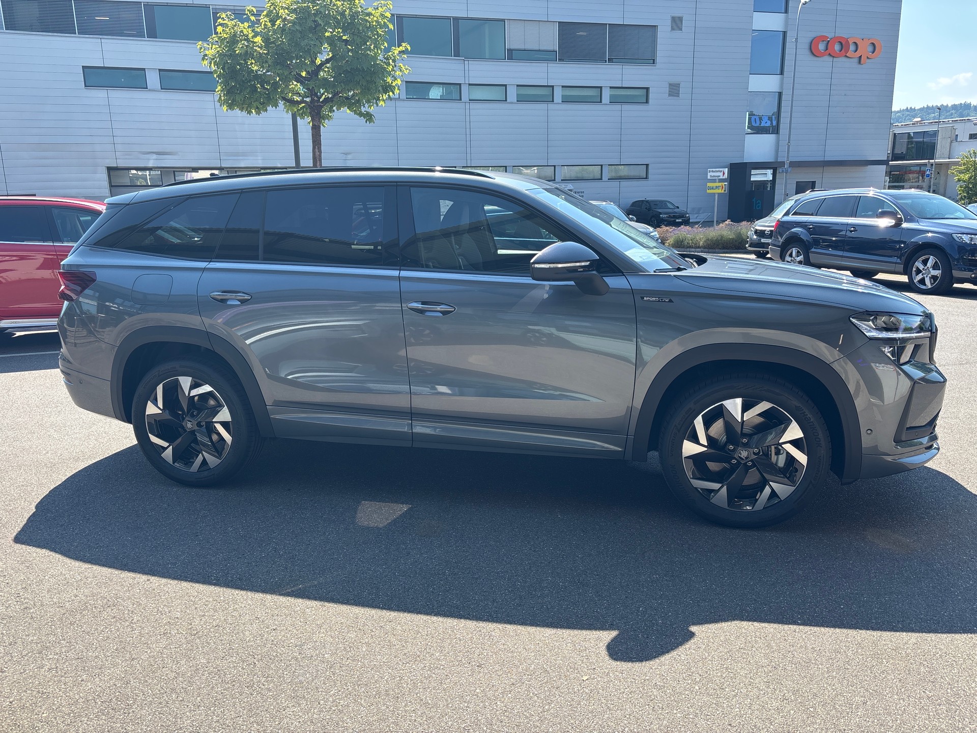 SKODA Kodiaq 2.0 TSI Sportline 4x4-image-4