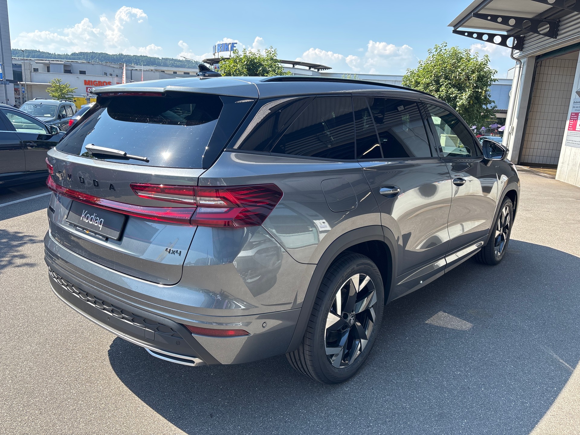 SKODA Kodiaq 2.0 TSI Sportline 4x4-image-5