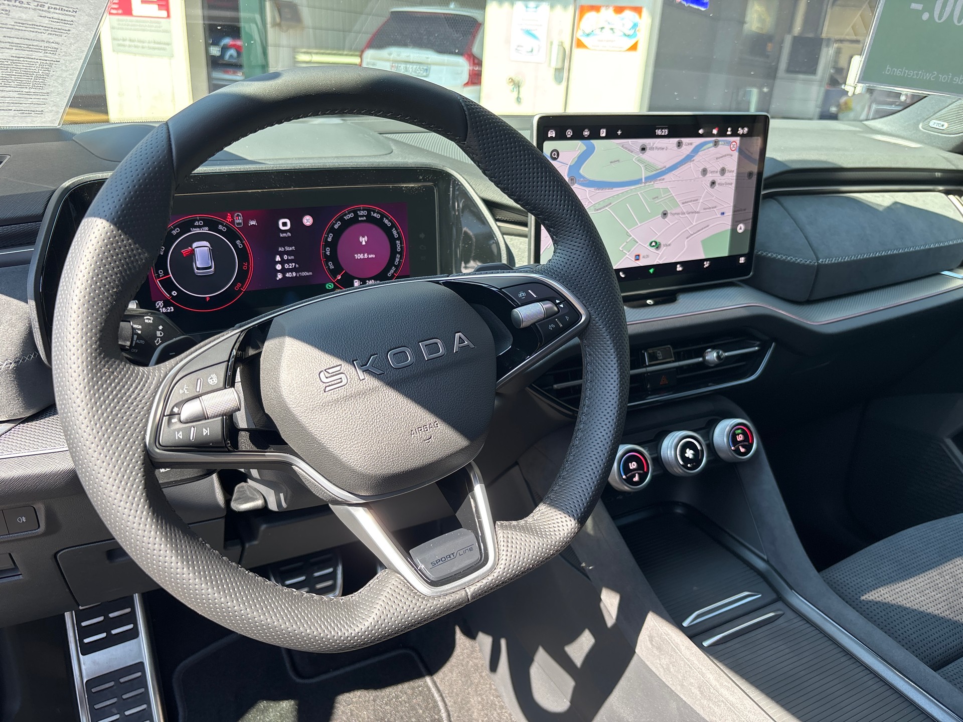 SKODA Kodiaq 2.0 TSI Sportline 4x4-image-11