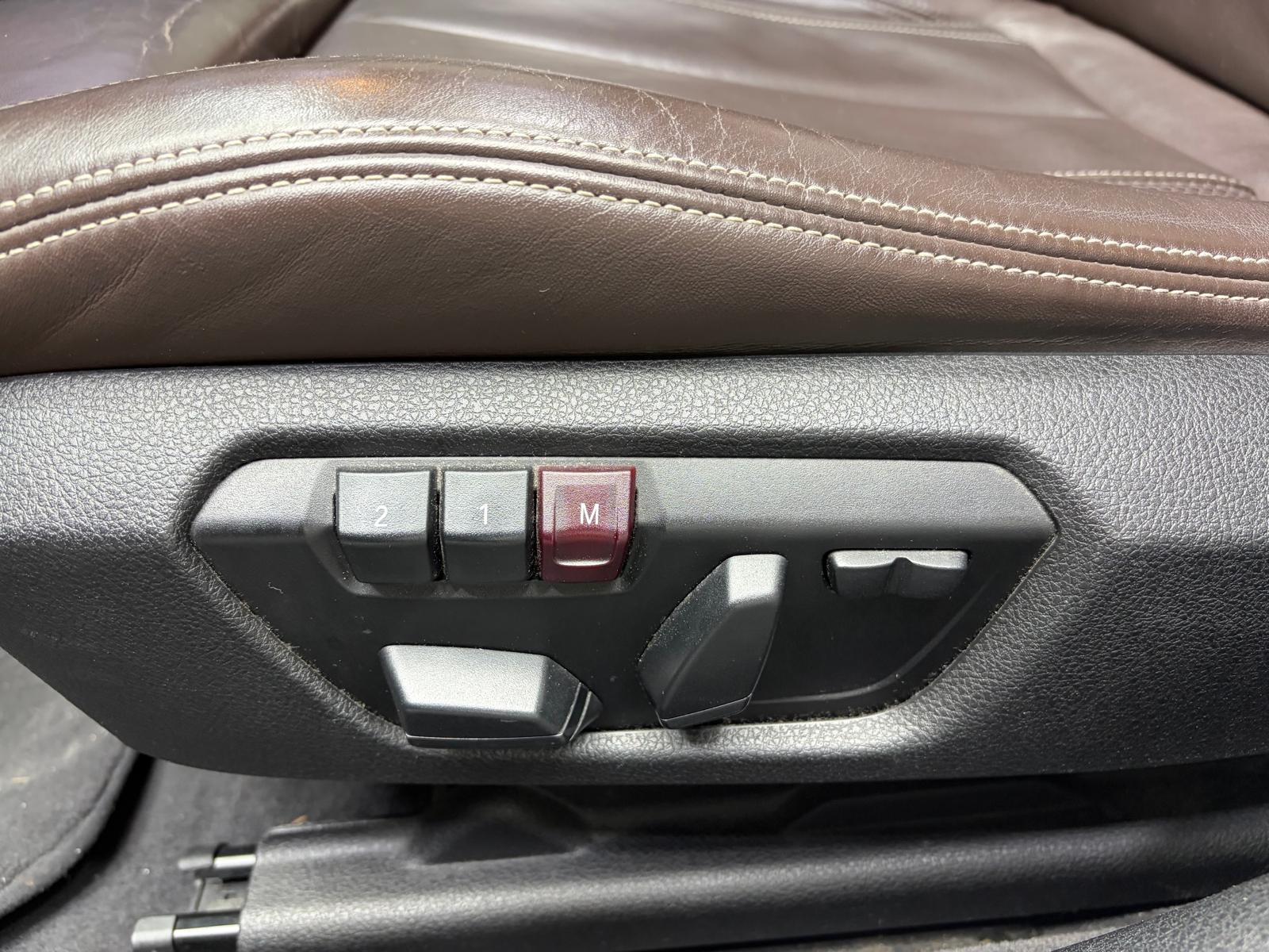 BMW 335i xDrive Sport Line Steptronic-image-10