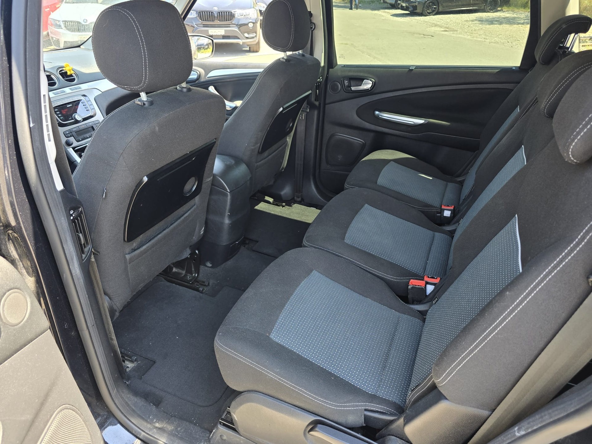 FORD S-Max 2.0 TDCi Titanium-image-11