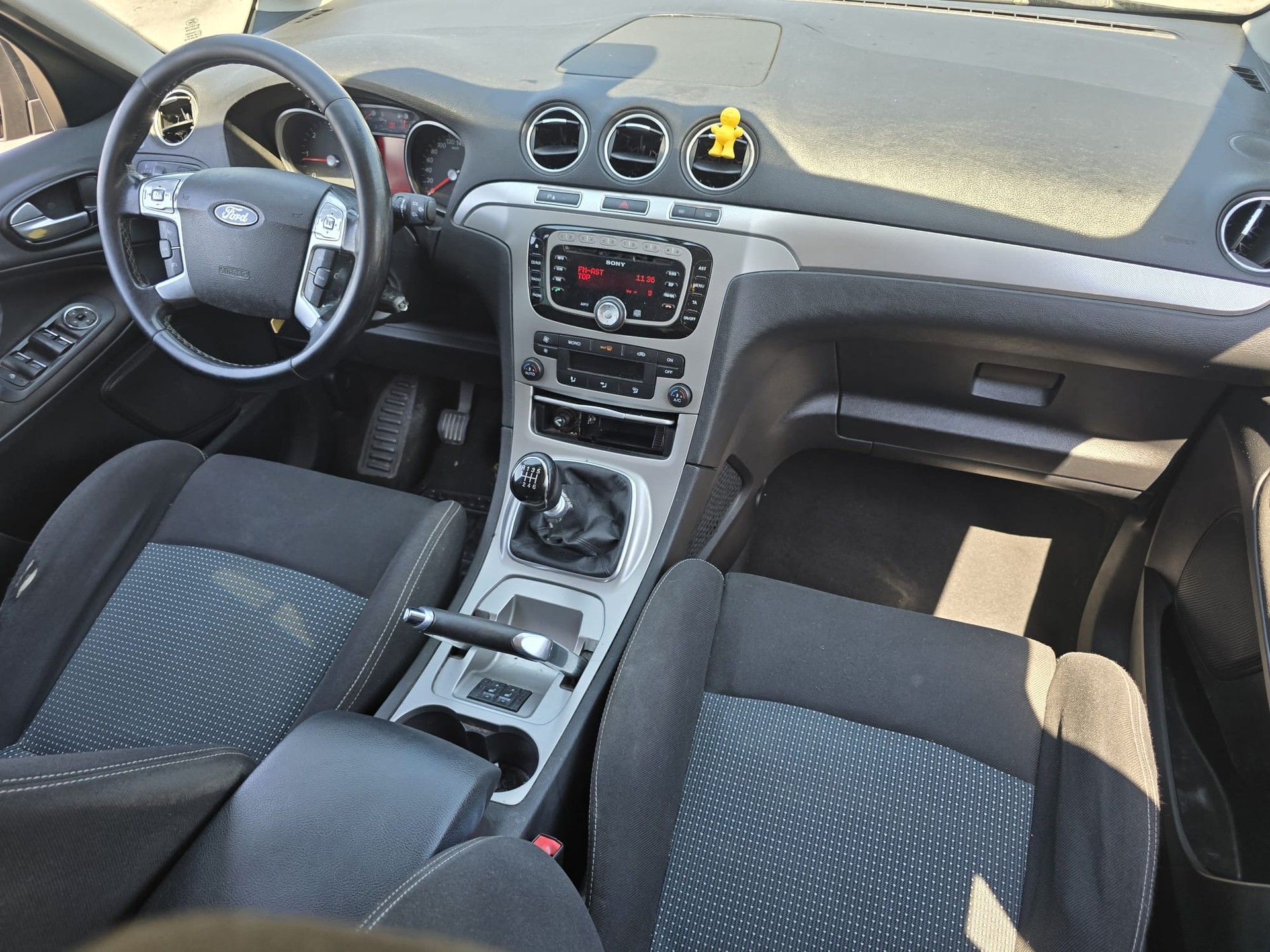 FORD S-Max 2.0 TDCi Titanium-image-13