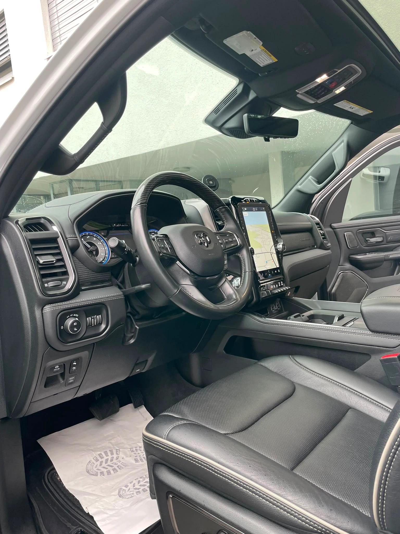 DODGE RAM 1500 Limited Facelift 5.7 HEMI V8 MDS VVT | 3.5 t Anhängelast | Vollausstattung-image-11