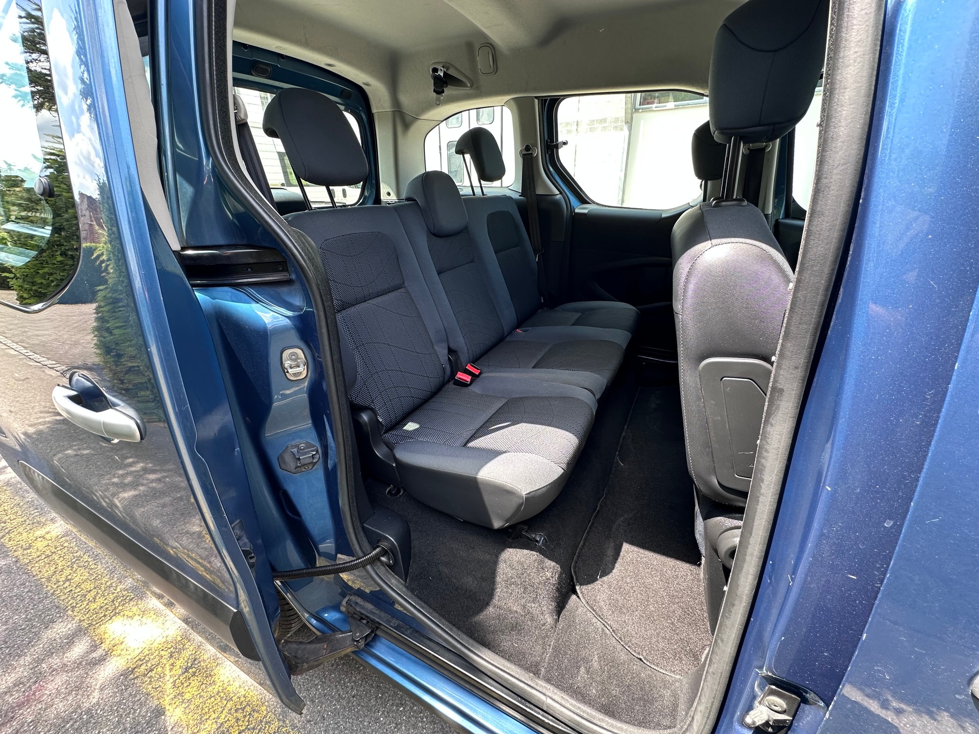 PEUGEOT Partner 1.6 HDI Trendy-image-10