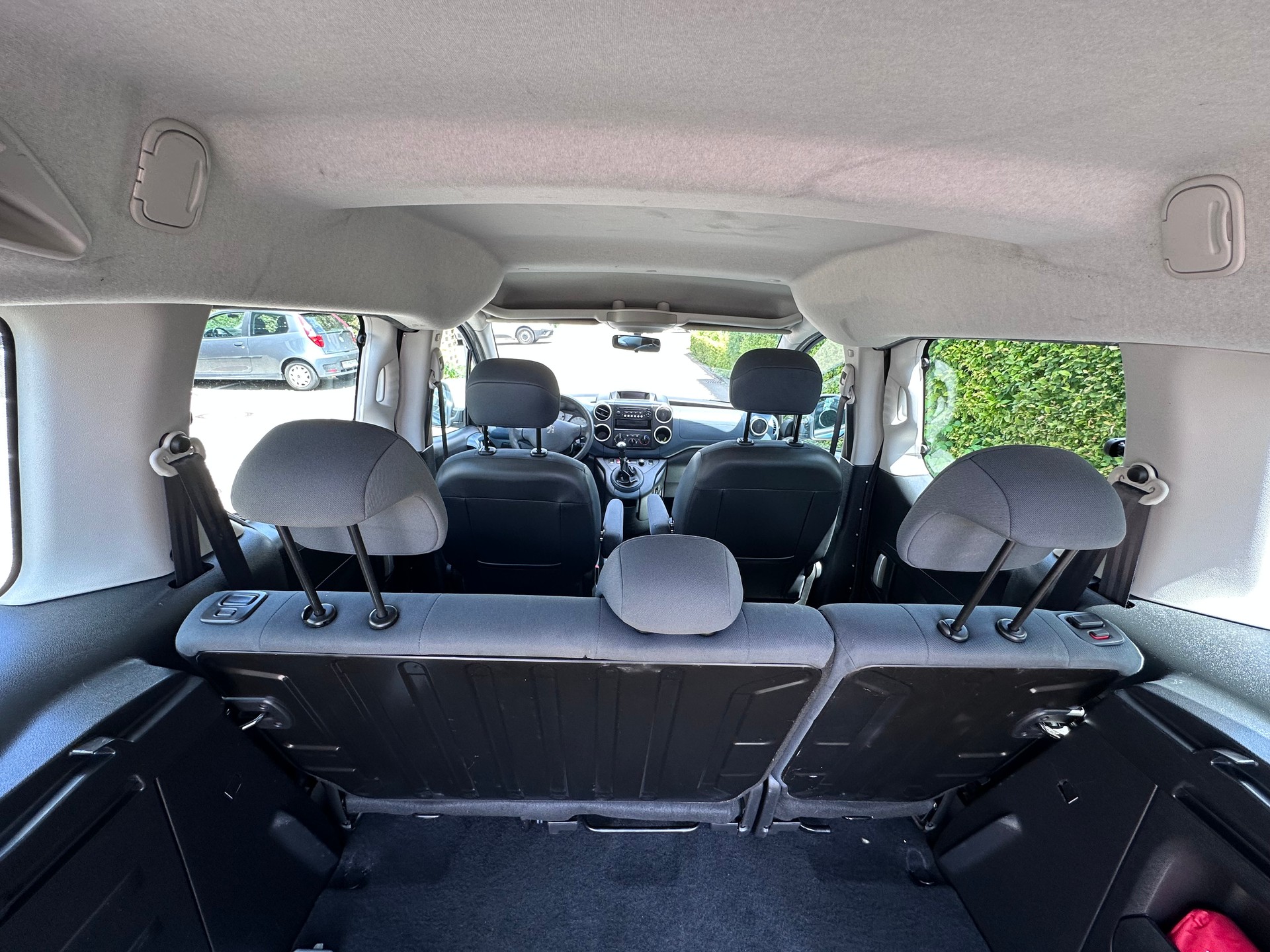 PEUGEOT Partner 1.6 HDI Trendy-image-7