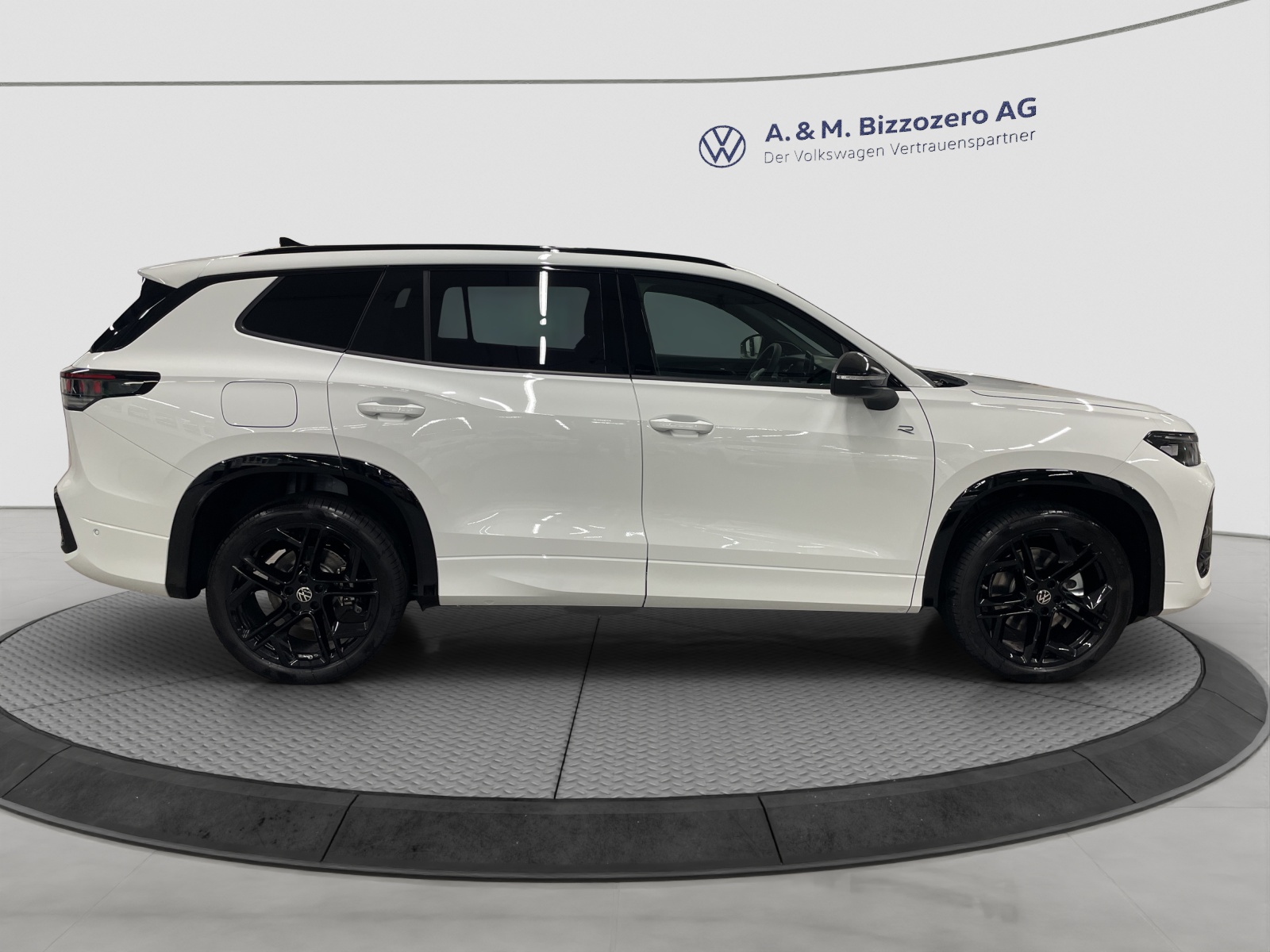 VW Tayron 2.0 TSI R-Line United DSG 4Motion-image-5