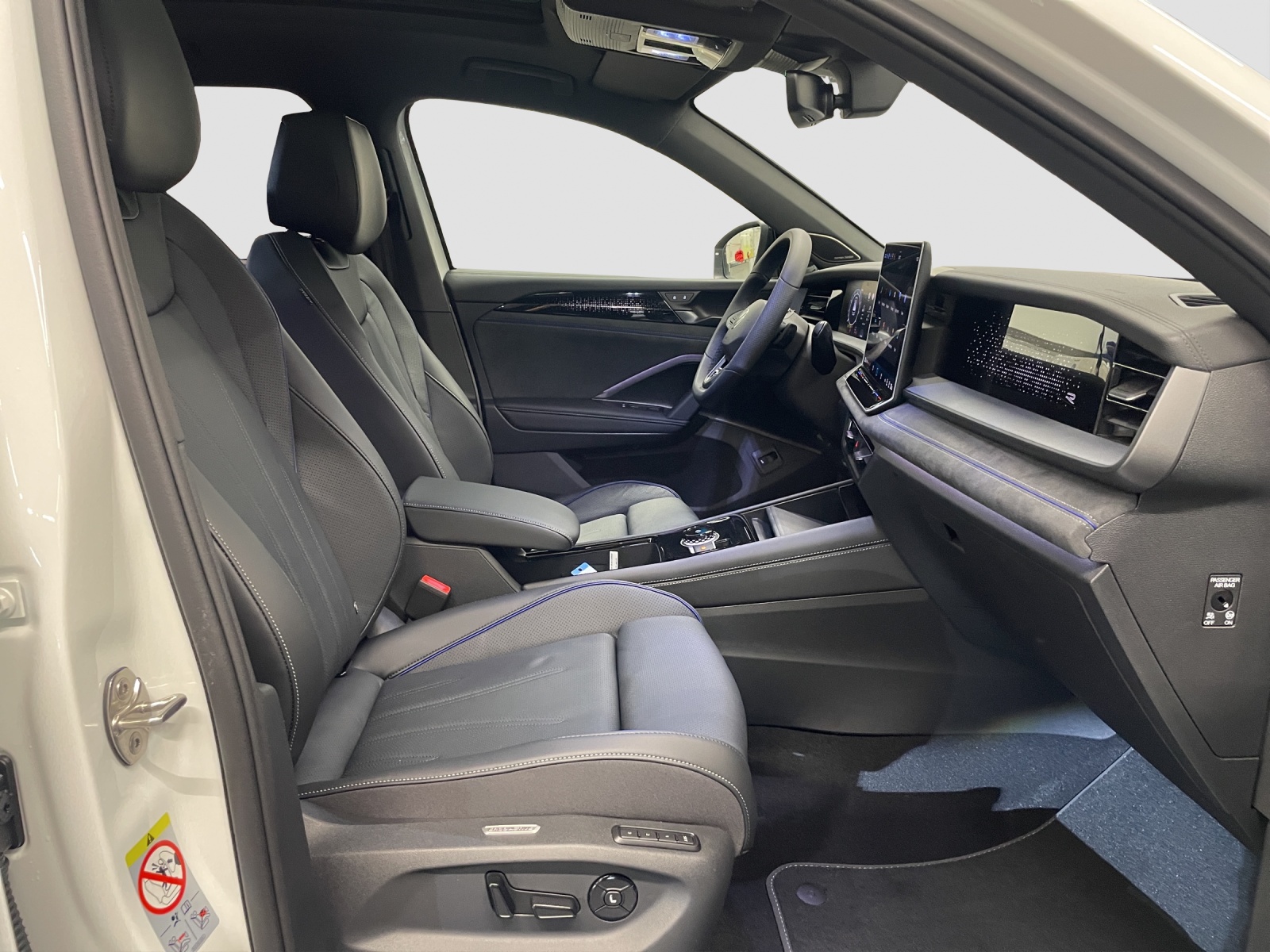 VW Tayron 2.0 TSI R-Line United DSG 4Motion-image-13