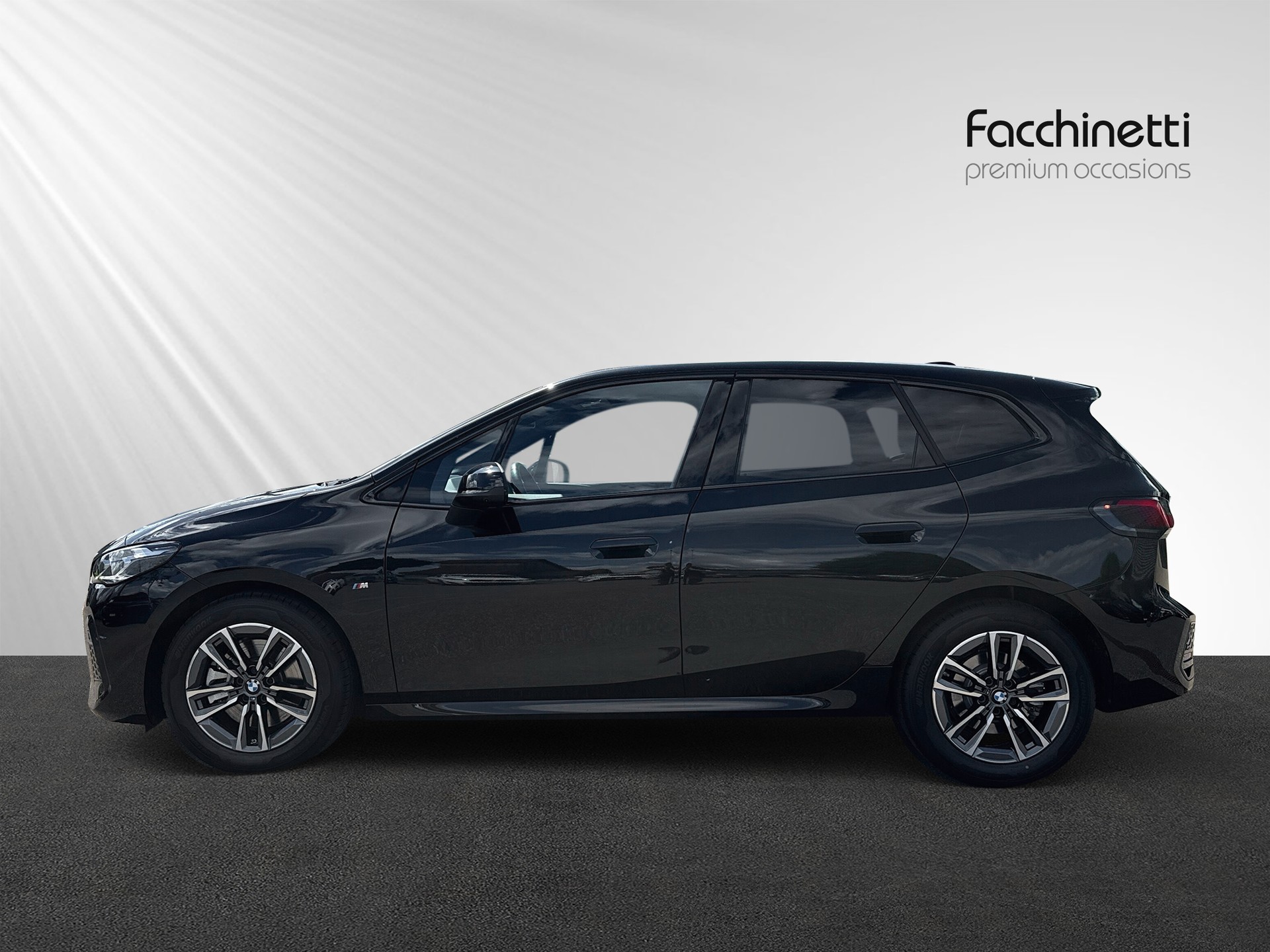 BMW 223i Active Tourer xDrive M Sport DKG-image-1