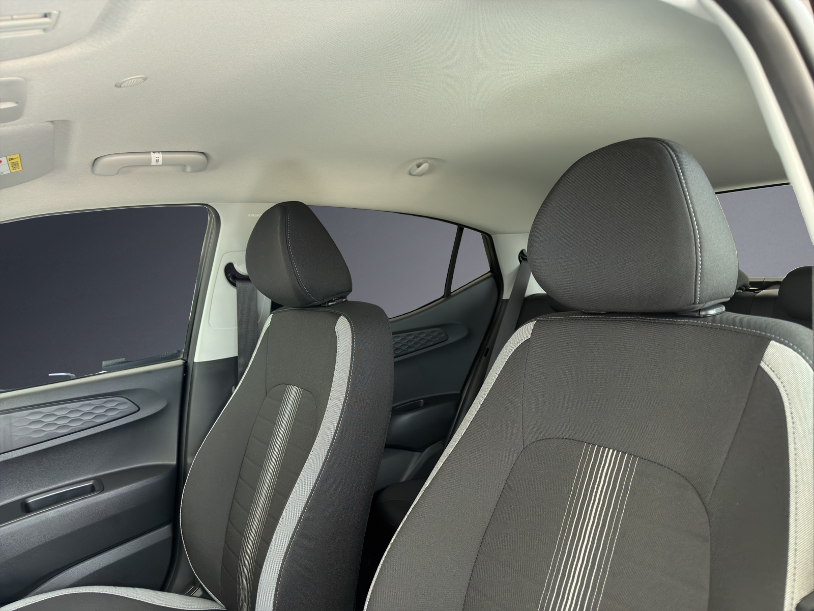 HYUNDAI i10 1.2 Amplia-image-5
