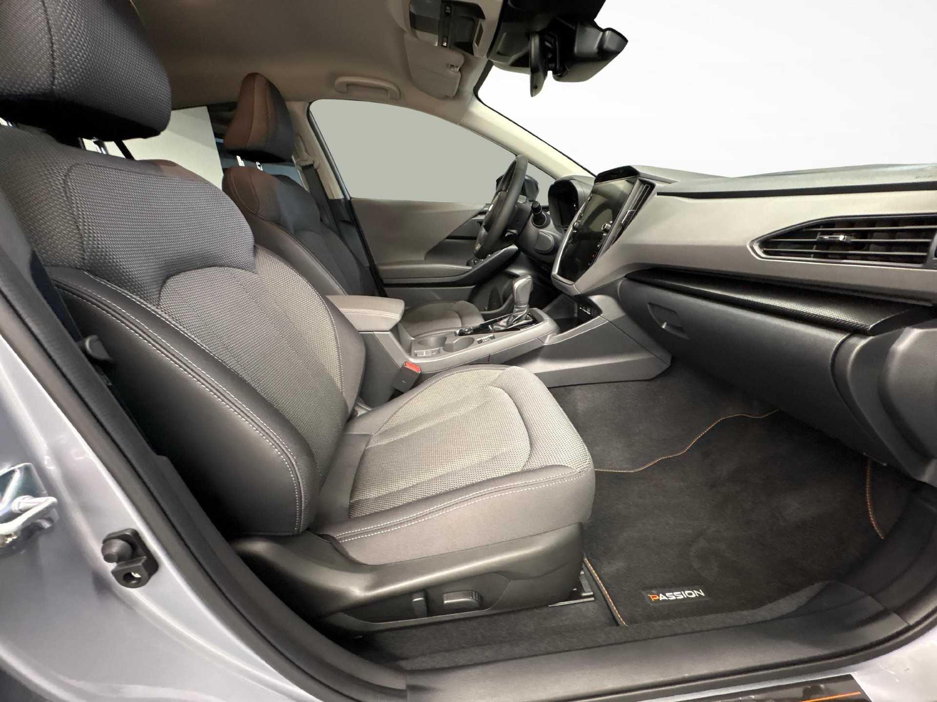 SUBARU Crosstrek 2.0i e-Boxer Passion-image-10